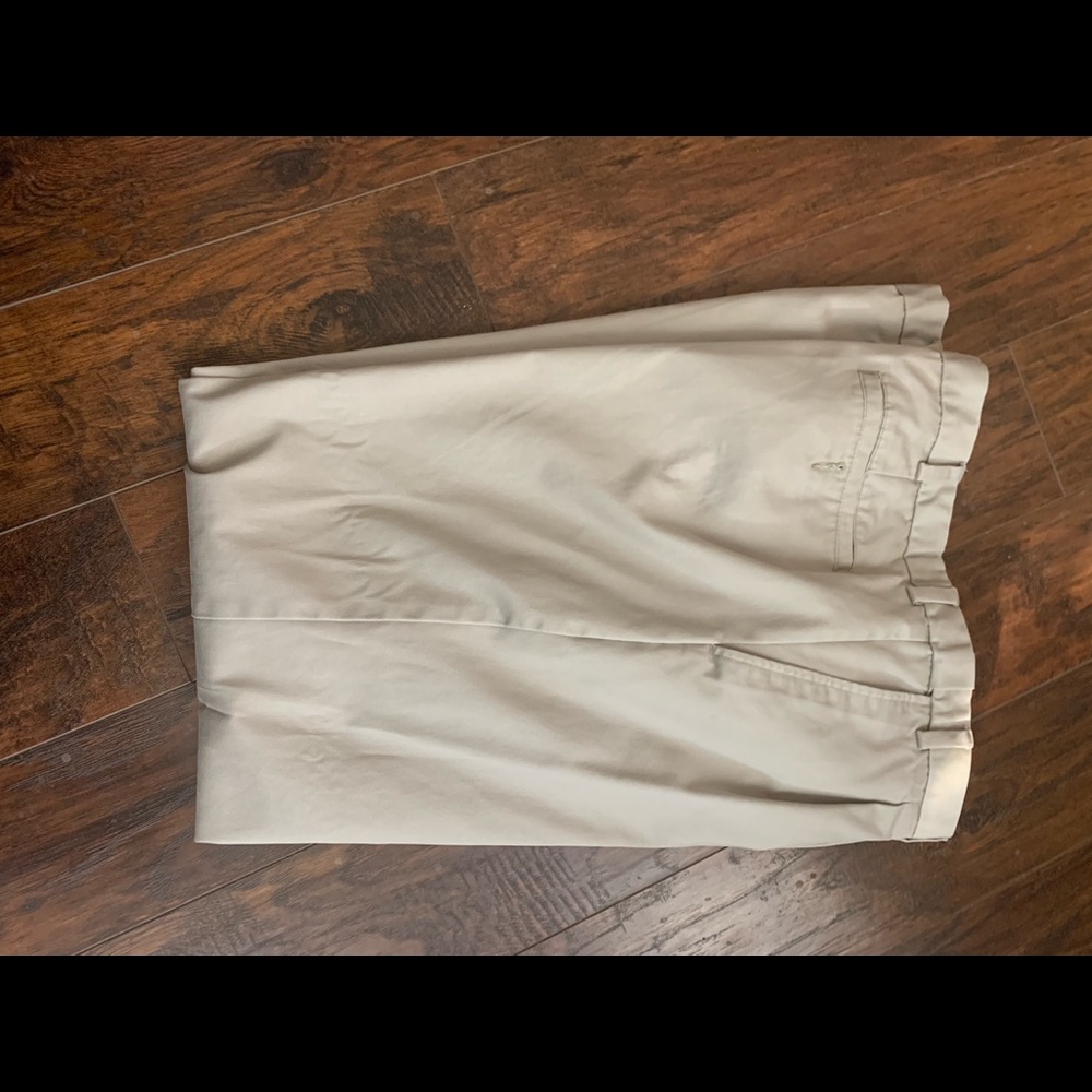 Men’s khakis